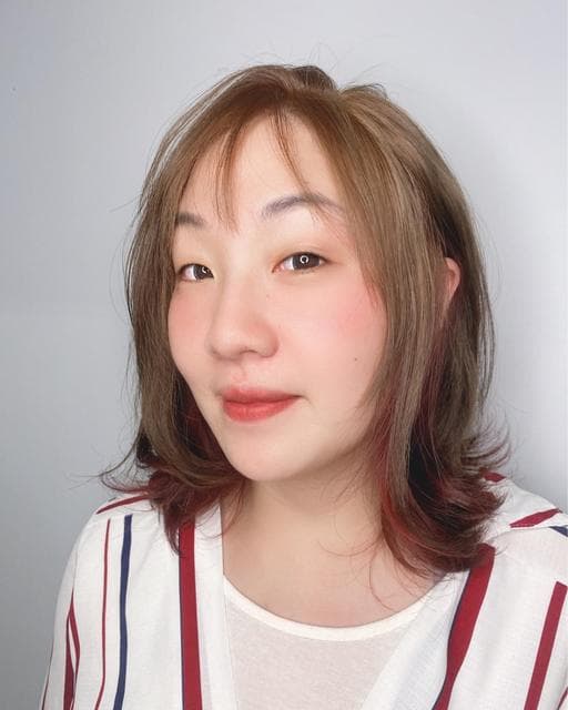 女生中長髮、長瀏海、女生染髮
