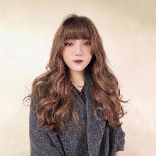 咖啡色系、漂色、女生長髮