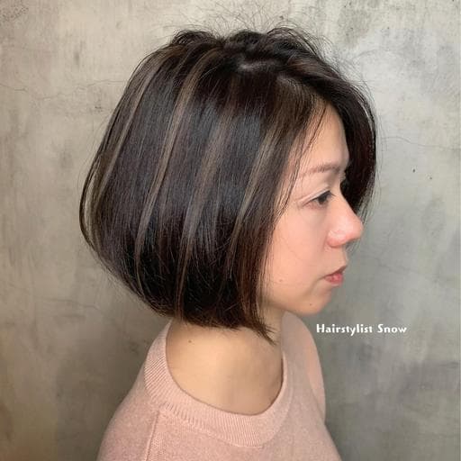 女生短髮、特殊色、長瀏海