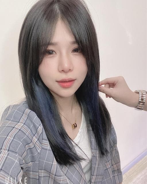 挑染、女生中長髮、攝影造型