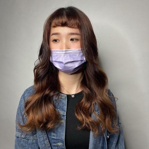 女生長髮、女生染髮、不用漂髮