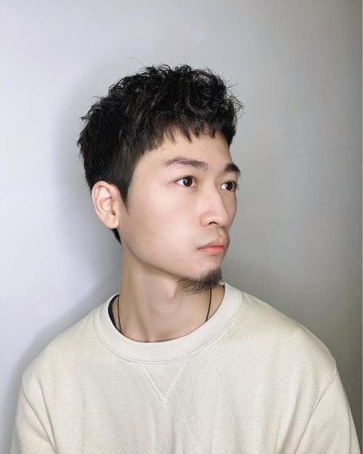 男生短髮、短瀏海、男生燙髮