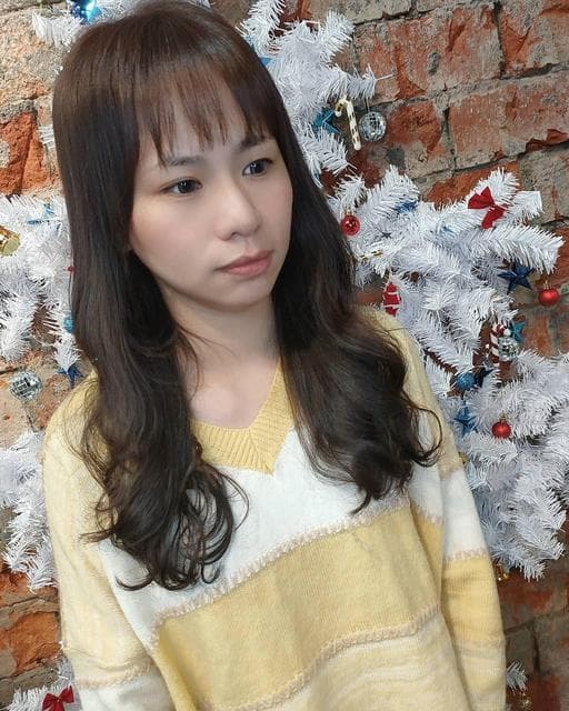 女生長髮、自然手繞捲、手繞捲