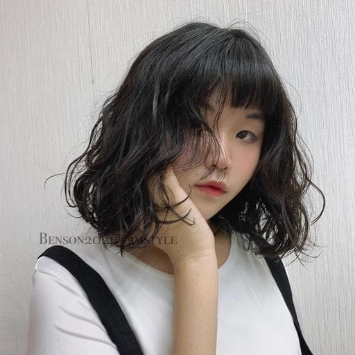 女生短髮、短瀏海、溫塑燙