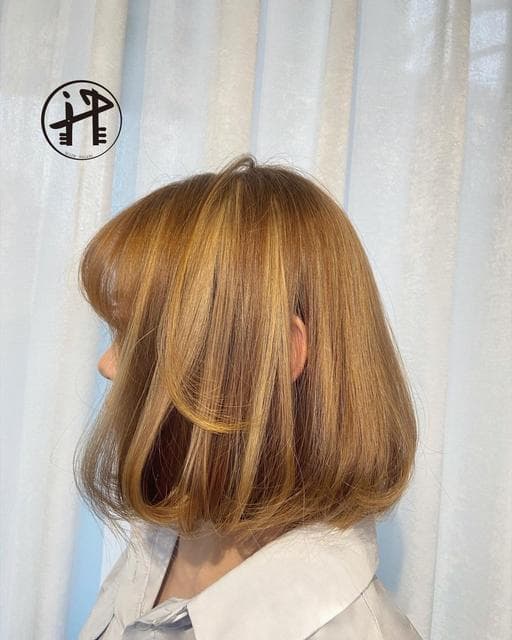 女生中長髮、長瀏海、染髮