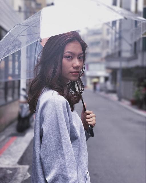女生長髮、女生染髮、台北東區