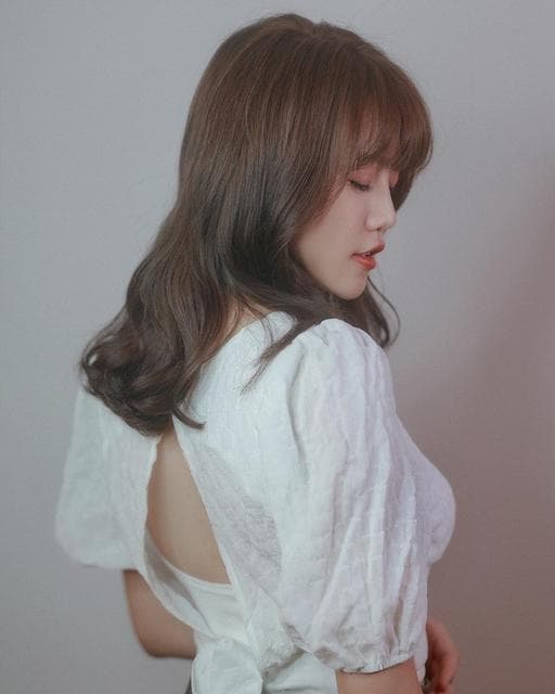 女生中長髮、女生染燙、浪漫大卷