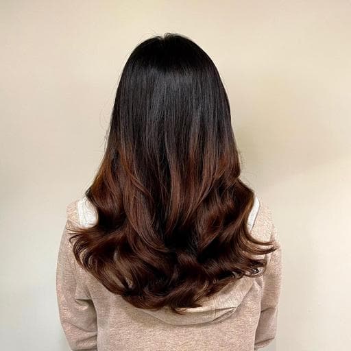 女生長髮、長瀏海、女生染髮