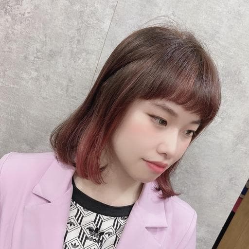 女生中長髮、內彎、女生染燙