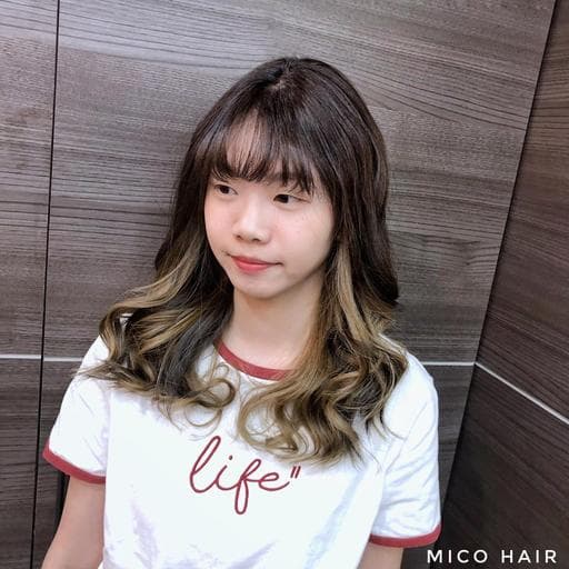 漂色、漂染、女生長髮