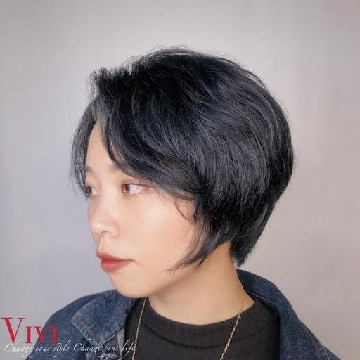 女生短髮、微捲、女生染燙