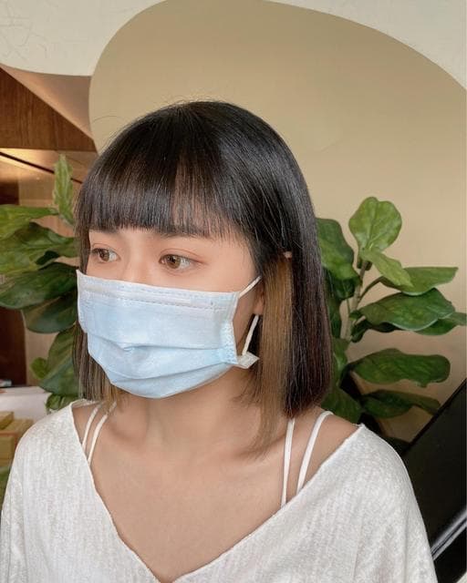 女生短髮、燙直、設計染
