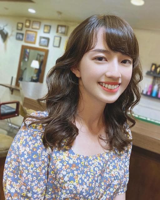 長瀏海、女生染燙、質感溫塑