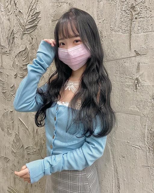 女生長髮、女生染髮、短瀏海