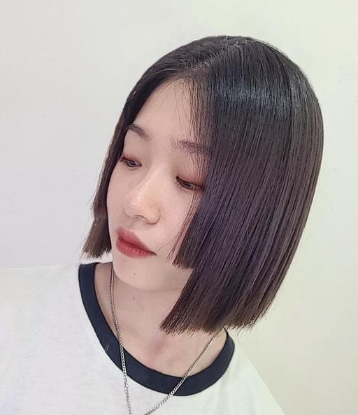 女生短髮、燙直、超級自然捲縮毛矯正燙