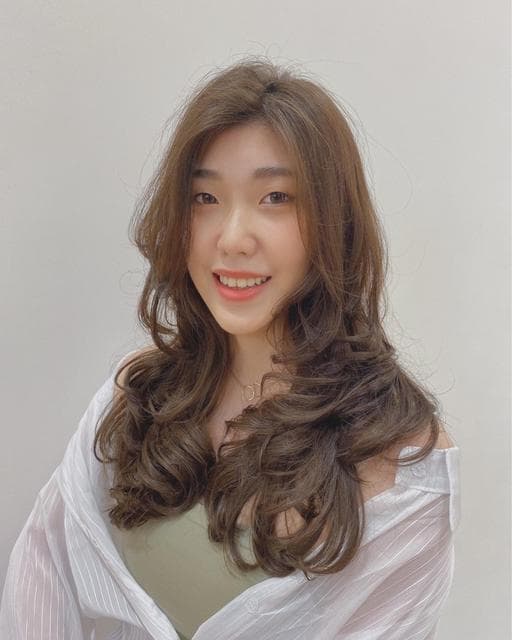 女生染燙、長瀏海、質感溫塑
