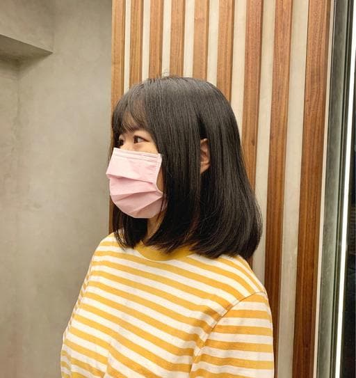 女生中長髮、霧面質感、台北剪髮