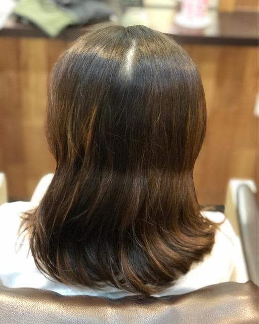 女生短髮、長瀏海、女生燙髮