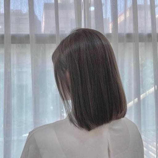 女生中長髮、女生染燙、霧面質感