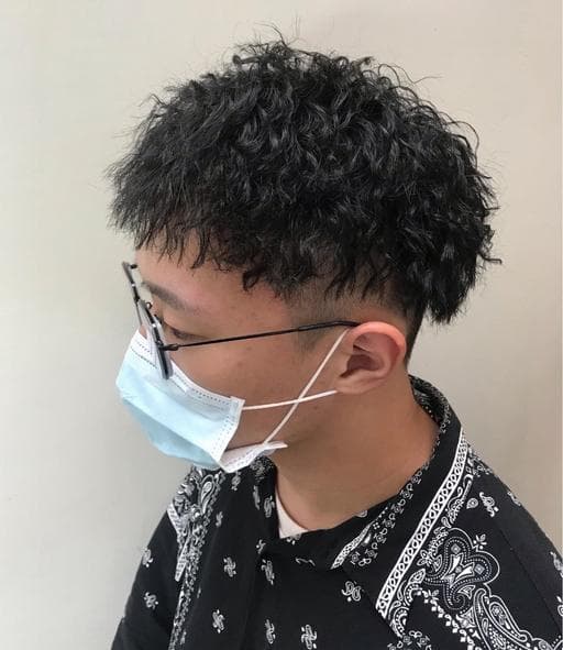 男生短髮、短瀏海、男生燙髮
