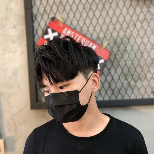 男生短髮、男士中分瀏海、男生紋理剪裁