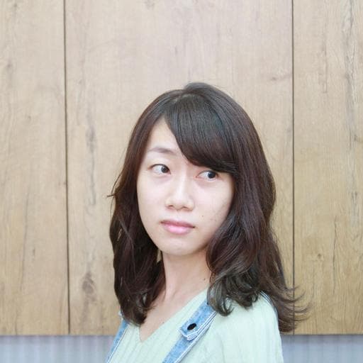 女生中長髮、質感溫塑、浪漫大卷
