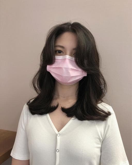 女生中長髮、女生燙髮、長瀏海