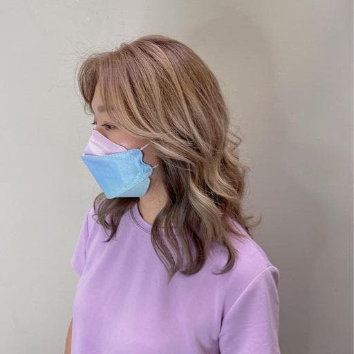 女生中長髮、漂髮、台中剪髮