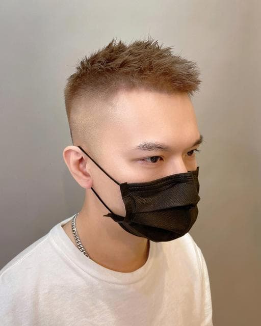 男生短髮、男生Undercut、男生燙染