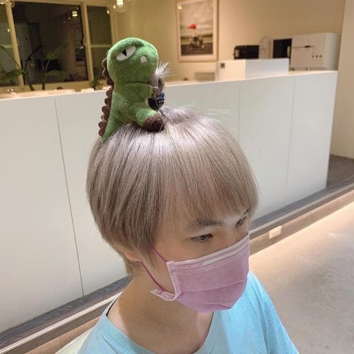 男生短髮、短瀏海、男生染髮