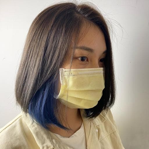 女生中長髮、長瀏海、漂色