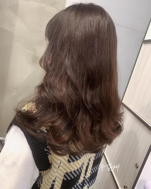 女生長髮、燙型不燙捲、短瀏海