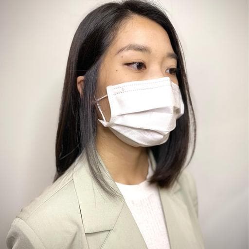 女生中長髮、挑染、長瀏海