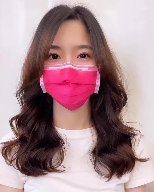 女生中長髮、質感溫塑、空氣感卷髮