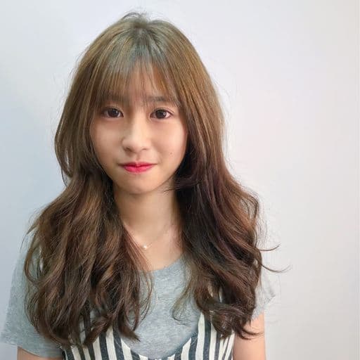 女生長髮、長瀏海、女生染髮
