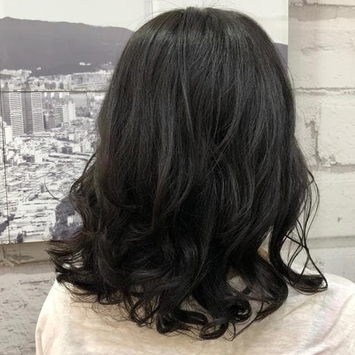女生中長髮、女生染燙、短髮女神系