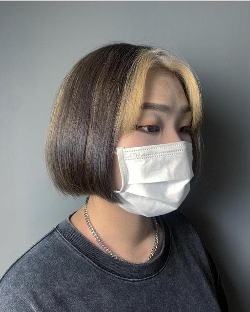 女生短髮、長瀏海、漂色