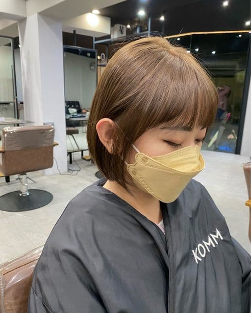女生短髮、短瀏海、女生染髮