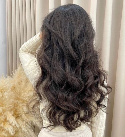 女生長髮、長瀏海、女生染髮