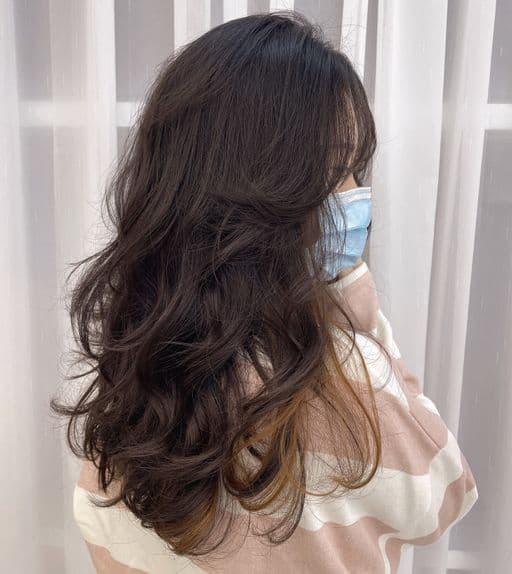 女生長髮、長瀏海、女生染髮