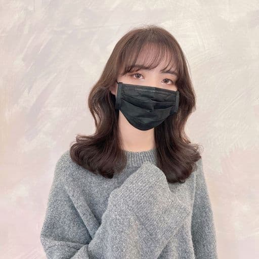 女生中長髮、長瀏海、女生染髮