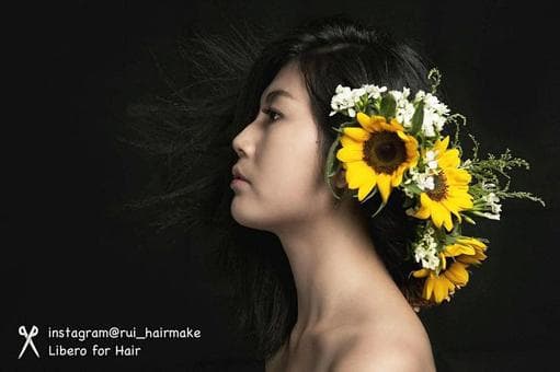 女生中長髮、燙卷、個性