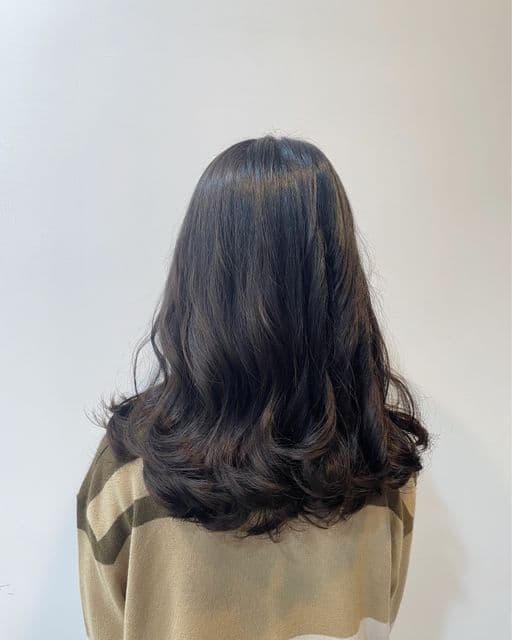 女生長髮、女生燙髮、溫塑燙
