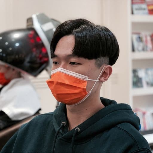 男生短髮、長瀏海、長臉