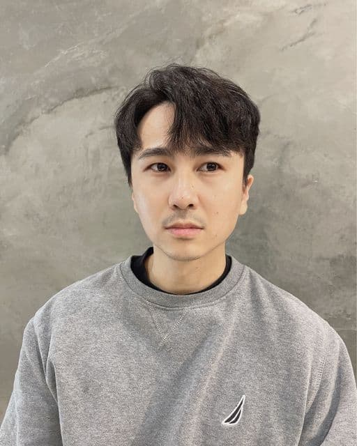男生短髮、長瀏海、男生燙髮