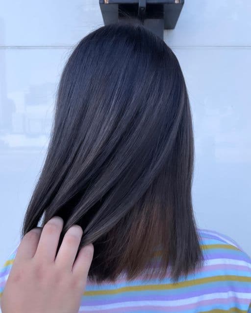 女生長髮、短瀏海、女生染髮