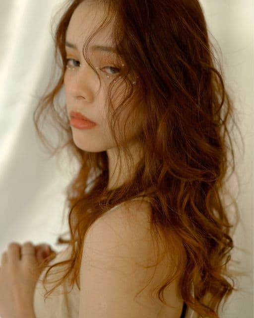 女生長髮、女生染髮、不用漂髮