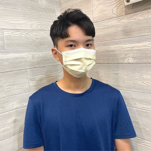 韓系歐巴髮型、型男必備、男士逗號瀏海