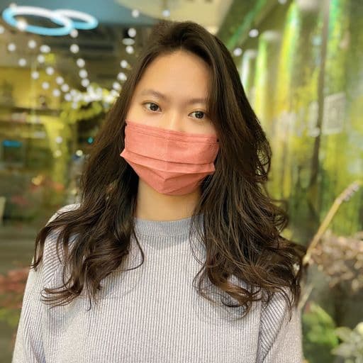 女生中長髮、長瀏海、女生燙髮
