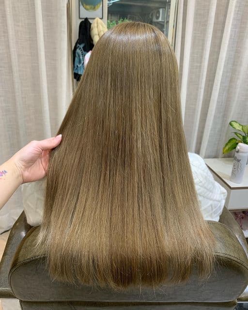 女生長髮、女生染髮、漂色